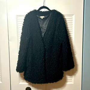 Max studio size large black faux fur jacket